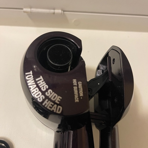 Infiniti Pro by Conair Curl Secrets
Ceramic Curling Iron Tool - Maroon - Picture 7 of 12